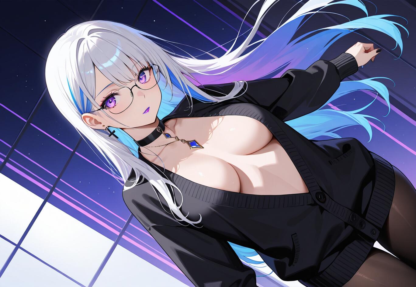 Una ragazza in stile anime con lunghi capelli tinti in diverse tonalità di bianco, blu e viola, occhi viola e occhiali, indossa un cardigan nero aperto, una collana aderente e delle calze, sullo sfondo di linee viola luminose.