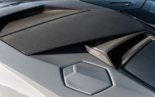 Una Lamborghini Huracán, un’auto sportiva ad alte prestazioni, caratterizzata da... 7680x4800