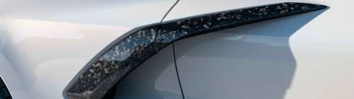 Una sportiva Chevrolet Corvette C8, elegante e potente, che mette in risalto il suo... Desktop