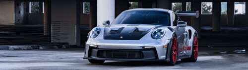 Una Porsche GT3 RS elegante e potente, che mette in risalto le sue linee aerodinamiche... Dual UHD