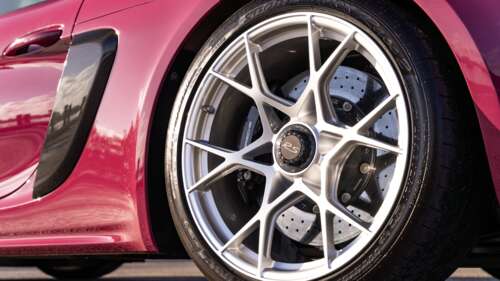 Una Porsche sportiva, elegante e dalle prestazioni elevate, immortalata in una luce... 4K (Ultra HD)