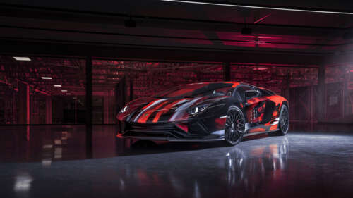 Una Lamborghini Aventador S, supercar elegante e dalle prestazioni elevate, caratterizzata... 4K (Ultra HD)