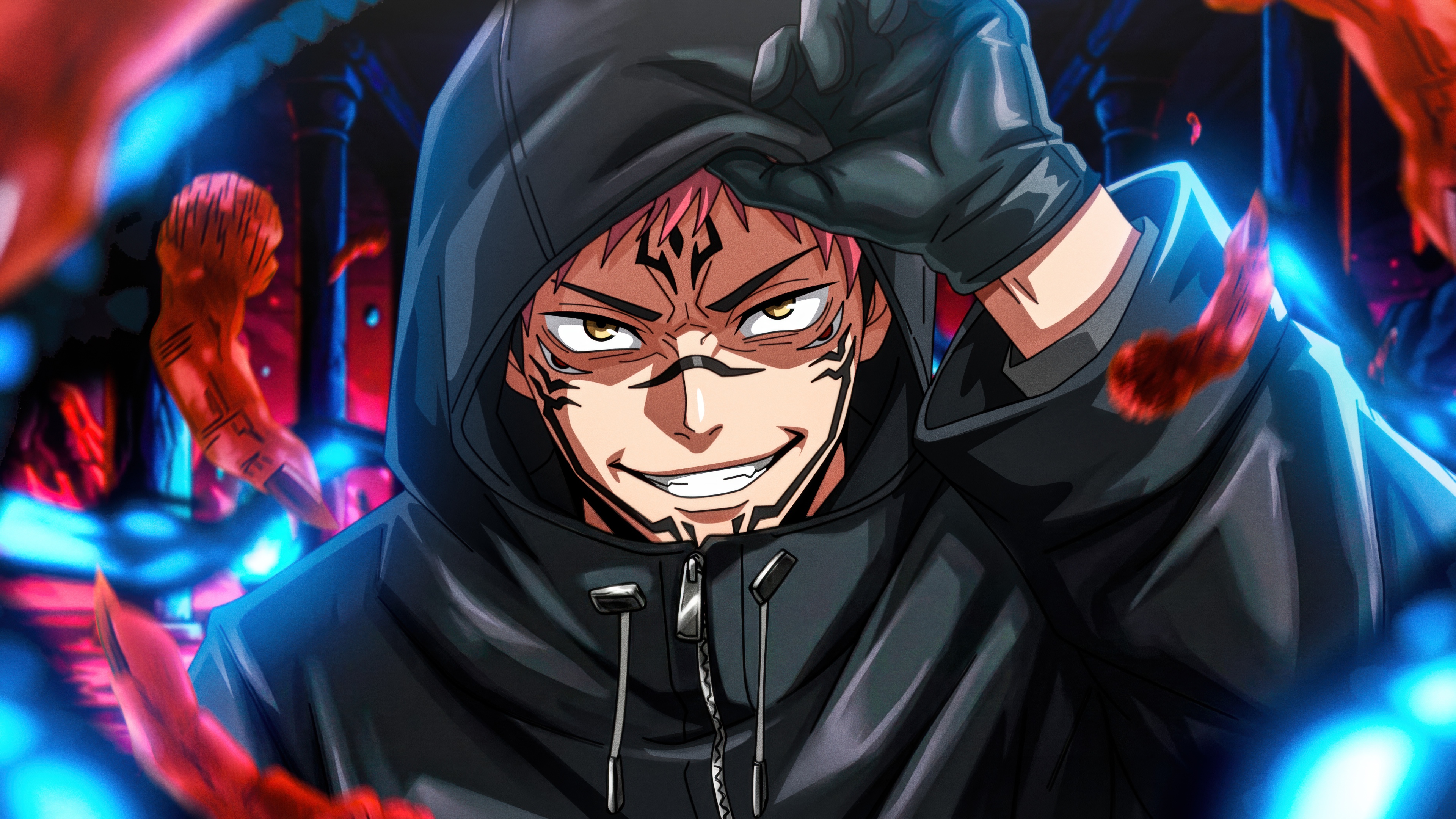 Ryomen Sukuna, personaggio di Jujutsu Kaisen, indossa una moderna felpa scura con cappuccio, che mette in risalto i suoi caratteristici tatuaggi sul viso.